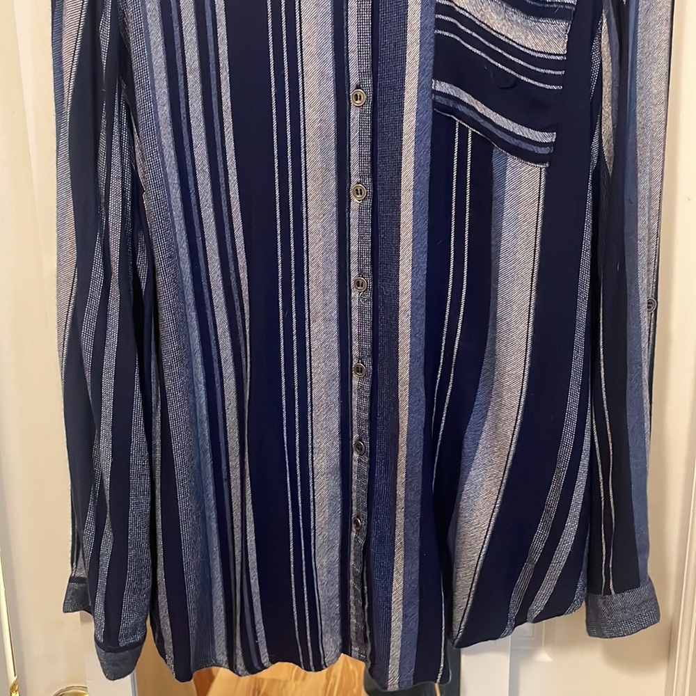Multi Blue Stripe Button Up - Picture 4 of 6
